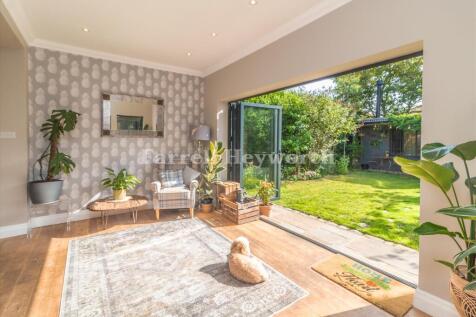 Garden Room image 2