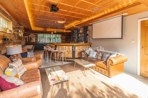 Games Room image 2