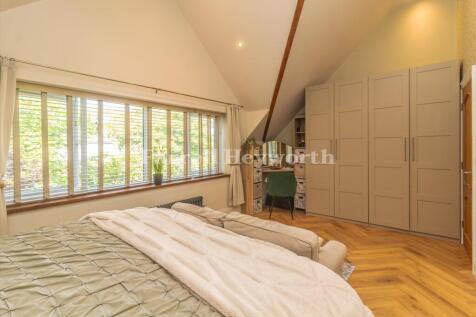 Master Bedroom image