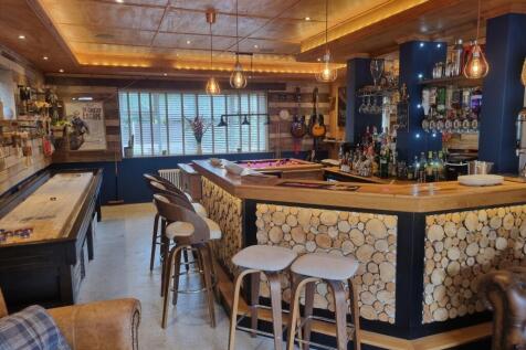 Bar Area 3