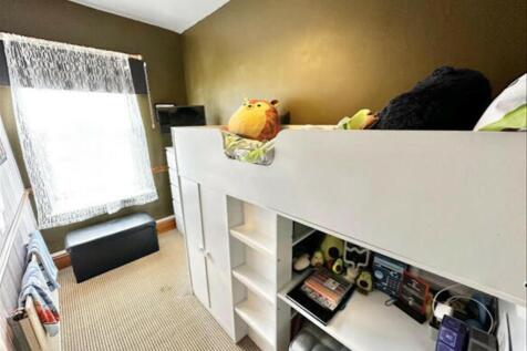 Bedroom2