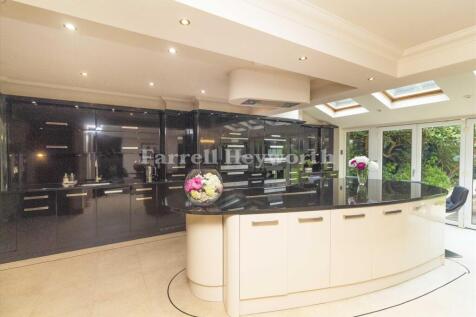 Open Plan Living 3