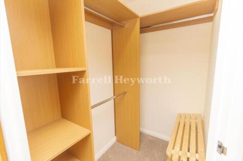 Walk in Wardrobe