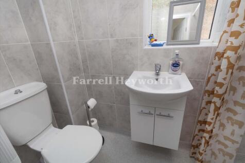 En Suite Wet Room