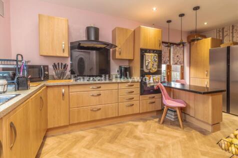 Breakfast Kitchen im