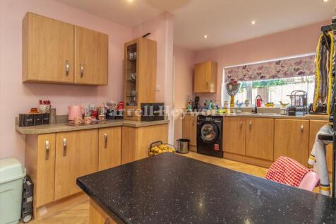 Breakfast Kitchen im