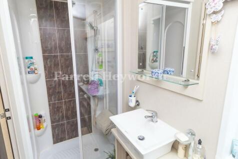 Shower room View 2