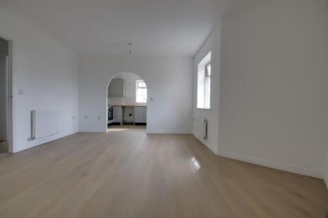 Open Plan Living/Dining
