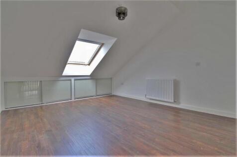 Mezzanine Bedroom/Living