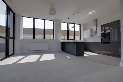 Open Plan Kitchen/Living Space