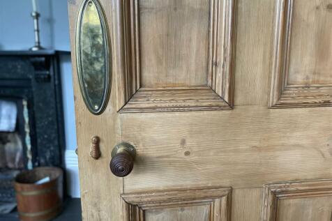 Doordetail.jpg