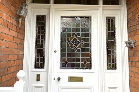 frontdooroutside.jpg