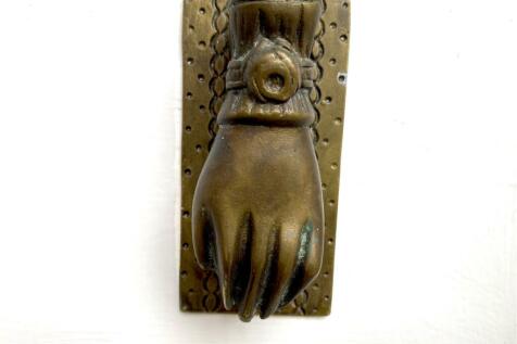 outsidedoorknocker.jpg