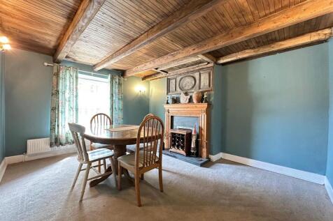 dining room.jpg