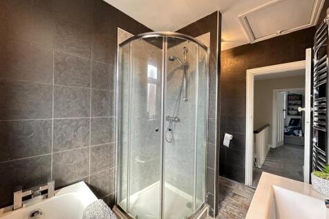 shower room.jpg