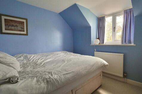 bedroom 3.JPG