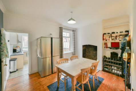 listing_831107_0004_4e7c9e48