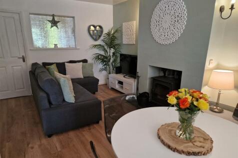 Living Room: