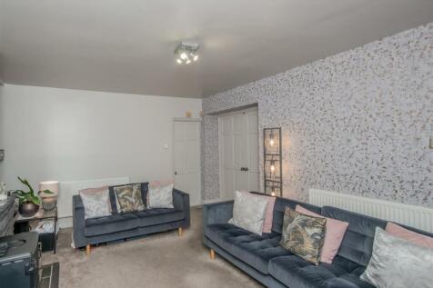Living Room: