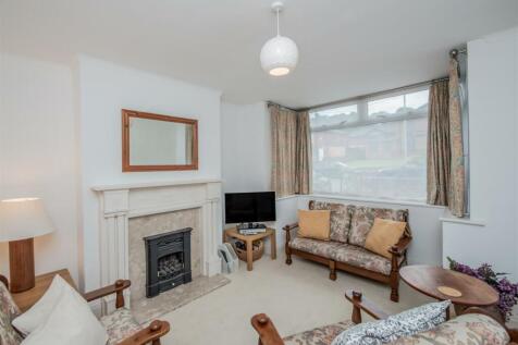 Living Room: