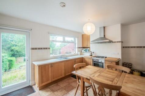 Fitted Dining Kitchen: