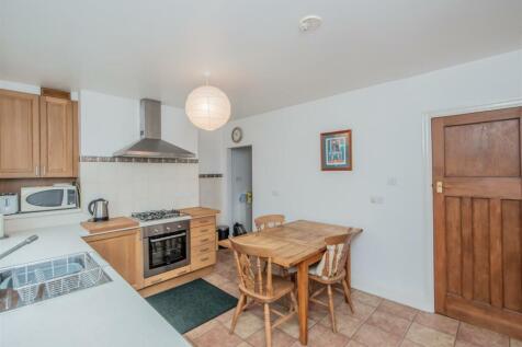Fitted Dining Kitchen: