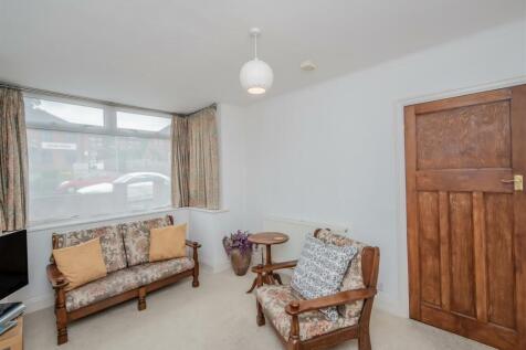 Living Room:
