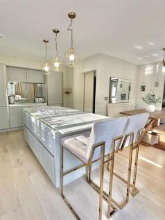 Fitted Breakfast Kitchen: