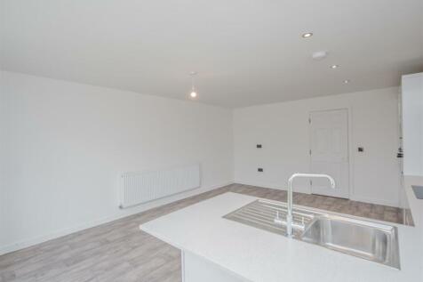 Fitted Dining Kitchen: