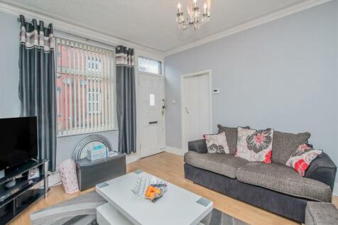 Living Room: