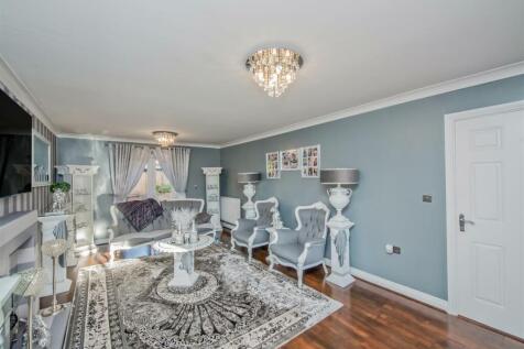 Living Room: