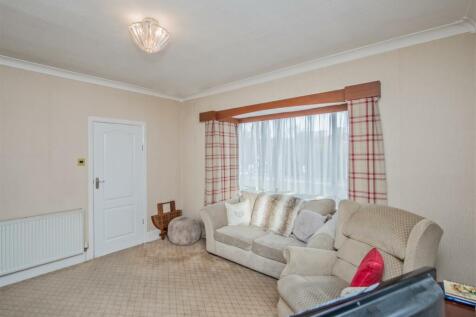 Living Room: