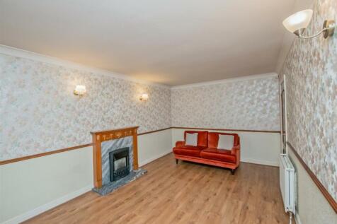Living Room: