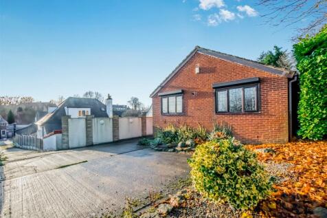 Off Street Parking / Driveway / Garage: