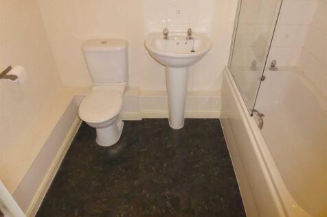 Bathroom / WC: