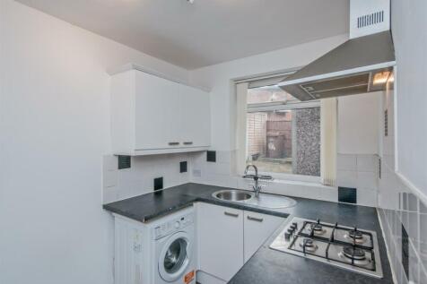 Fitted Kitchen: