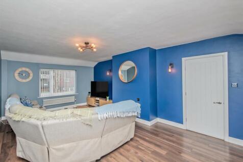 Living Room: