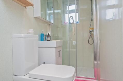 Shower Room / WC: