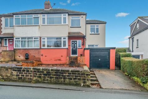 Off Street Parking / Single Garage:
