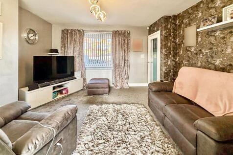 Living room Area: