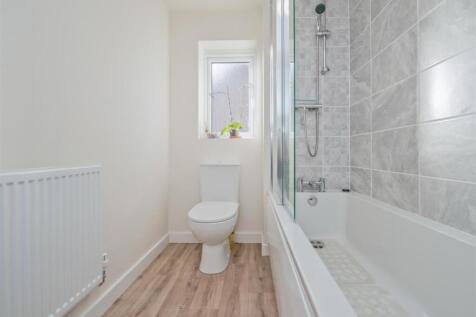 Bathroom / WC: