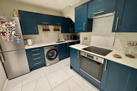 Fitted Kitchen:
