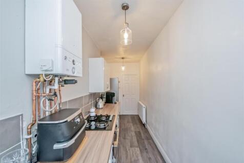 Fitted Kitchen: