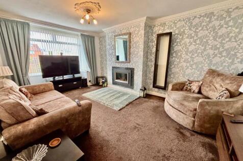 Living Room: