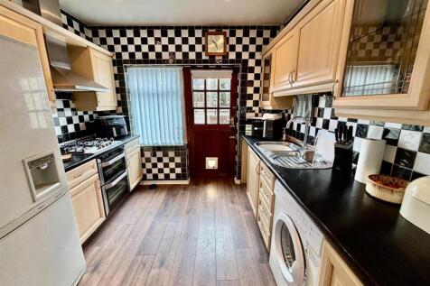 Breakfast Kitchen:
