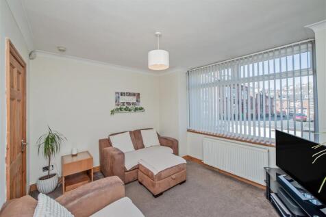Living room: