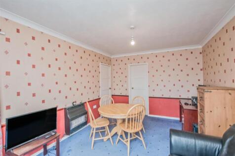 Living Room / Dining Area