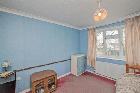 Bedroom: