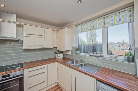 Fitted Breakfast Kitchen: