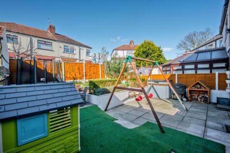 Rear Garden: